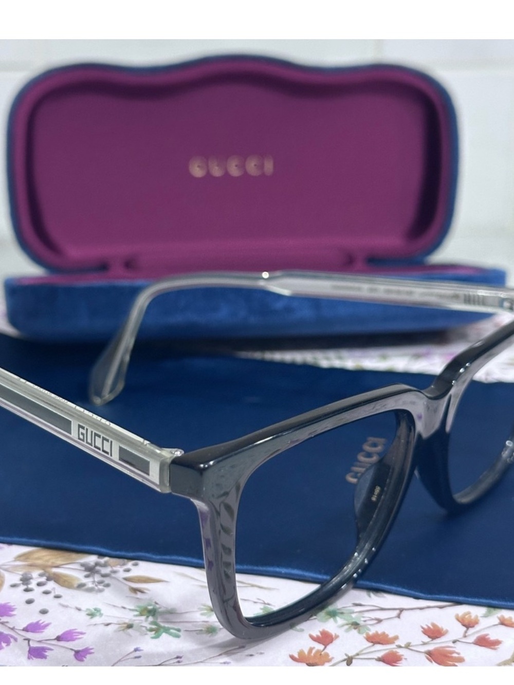 Gucci Transparent Frame Glasses with Silver Temples